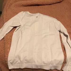 Lululemon top
